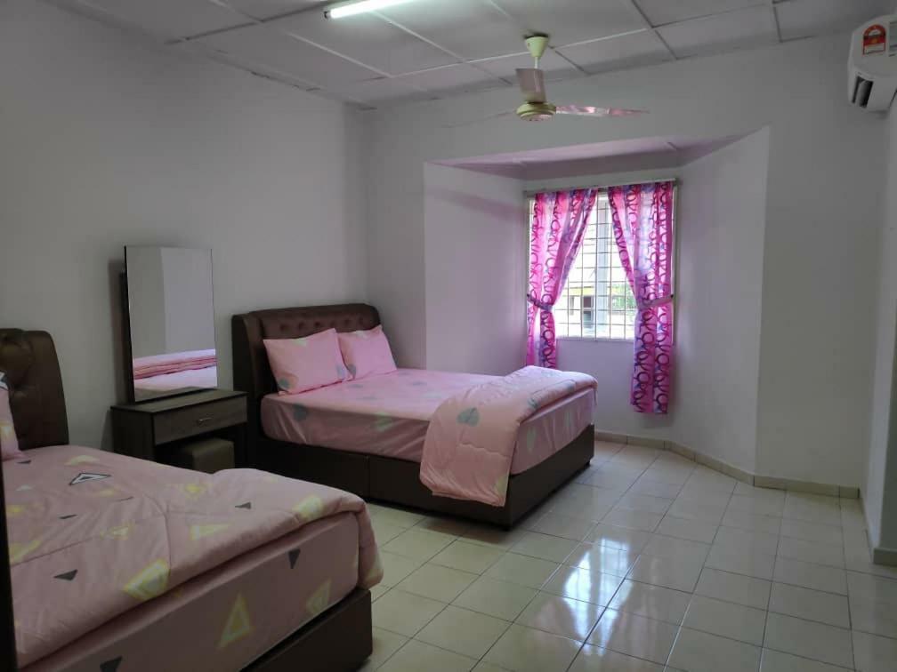 Homestay Pd 波德申 外观 照片