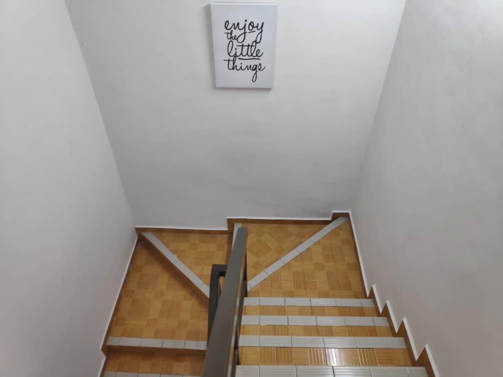Homestay Pd 波德申 外观 照片